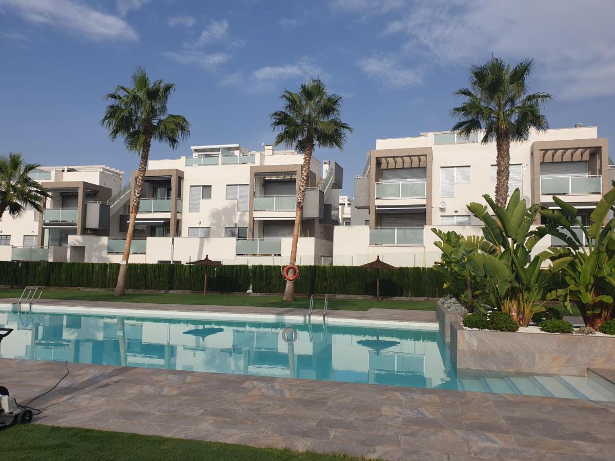El Mirador Amelie Ground Floor Apartment In Torrevieja Punta Prima Wifi Pool And Close To Beach And Golf Екстериор снимка